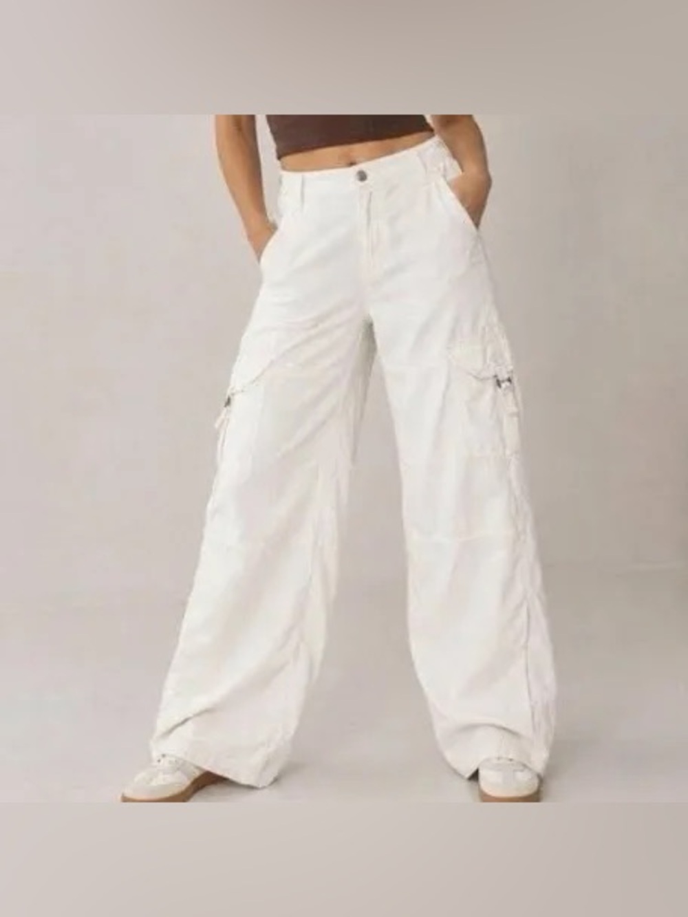 American Eagle lightweight Wide Leg Cargo Pants in White
